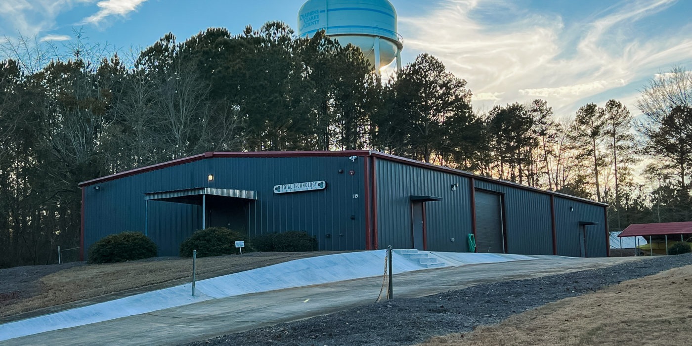 Exterior view of the flex property at 115 Trade Street, Bogart, GA, sold by Stratus Property Group.