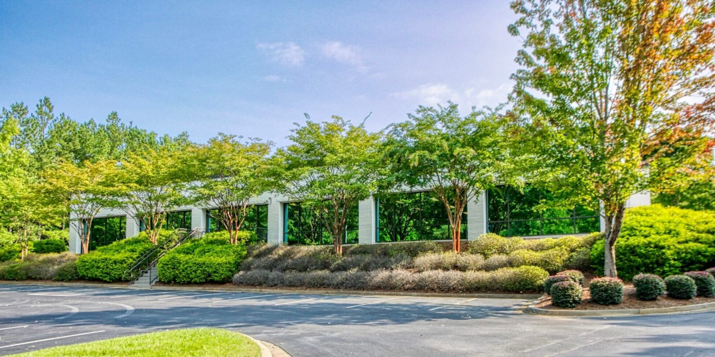 Technology Parkway: 155 Technology Pkwy, Peachtree Corners, GA 30092 (Closed by Stratus Property Group)